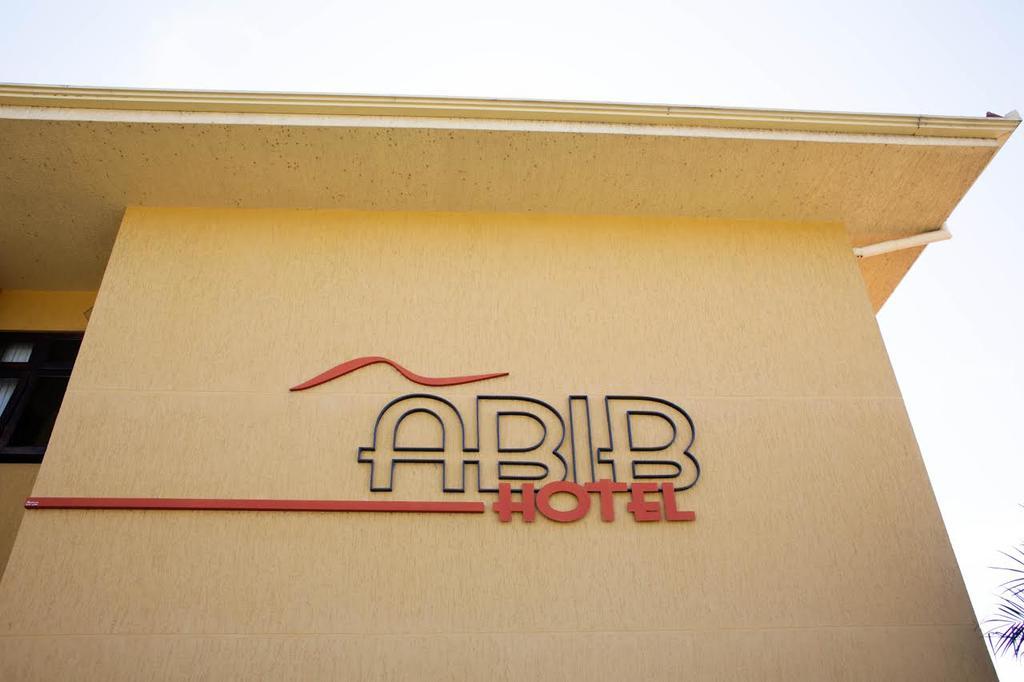 Hotel Abib Іраті Екстер'єр фото