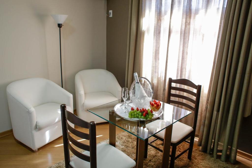 Hotel Abib Іраті Екстер'єр фото