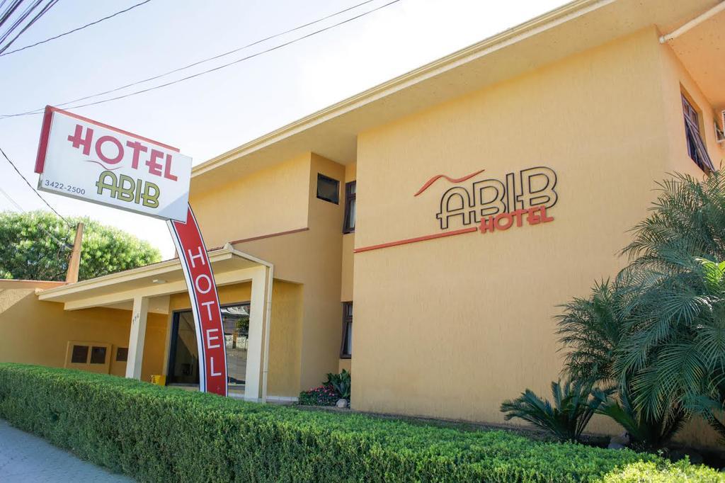 Hotel Abib Іраті Екстер'єр фото